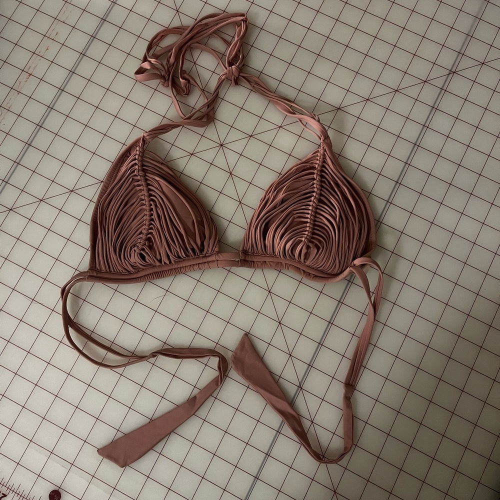 PilyQ bikini top